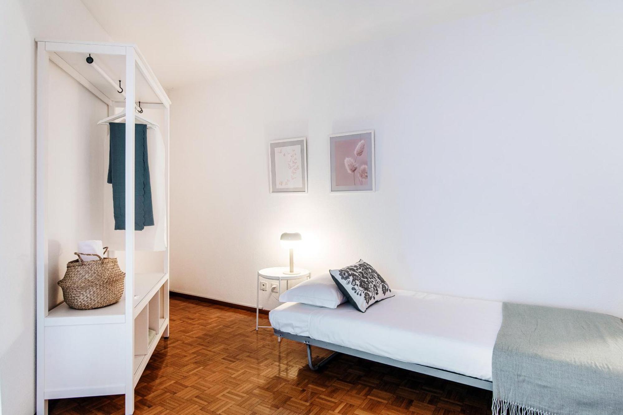 Pink Flat By Quokka 360 - Close To The Italian Border *